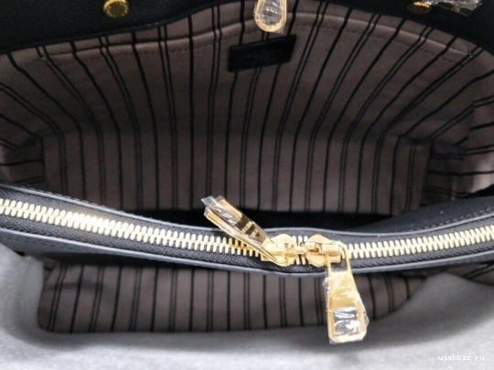 WIS VUITTON MONTAIGNE MM LOUIS 0817